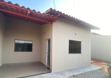 CASA A VENDA EM CALDAS NOVAS