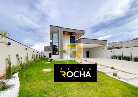 Casa a venda em Condomínio Fechado em Caldas Novas