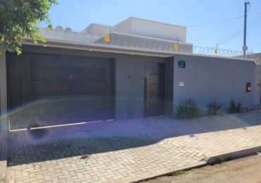 Casa a venda no Jardim Serrano